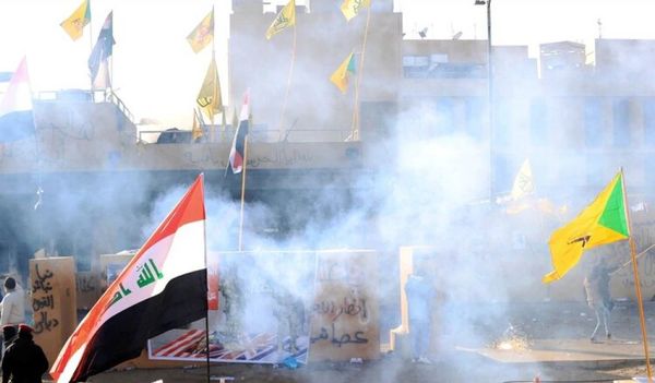Tensión en Bagdad: fuerzas de EEUU atrincheradas en la embajada buscan dispersar el campamento de Hezbollah que rodea el predio