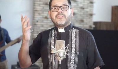 Padre Leo Valdez lanza producción audiovisual