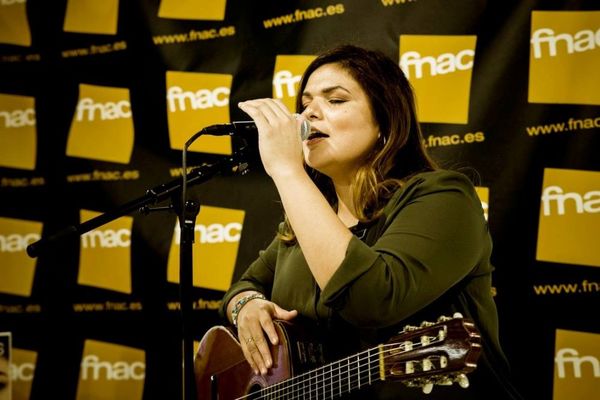 Cantautora paraguaya que triunfa en España presentará su disco “Ahora” en Paraguay