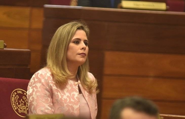 HOY / Kattya dice que agreden no solo a feas: "Soy más linda que Cynthia y Gaby, igual me..."