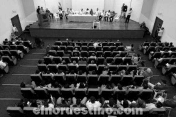 Movimiento Social Yo Defiendo Pedro Juan Caballero realiza reunión en el salón auditorio del Palacete Municipal