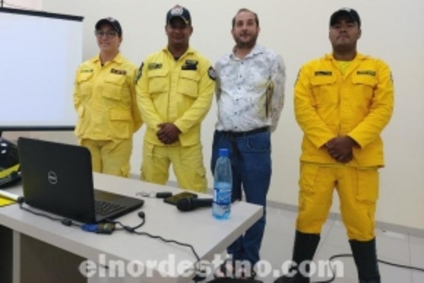 Presentación de la Academia Nacional de Bomberos Voluntarios del Paraguay K-51 de Pedro Juan Caballero