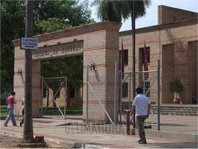 Alumnos de Derecho UNA denuncian errores en prepadrón