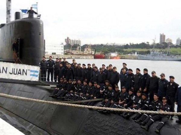 Argentina promueve de rango a 44 fallecidos en el submarino ARA San Juan