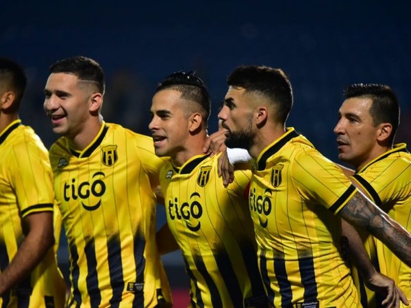 Guaraní doblega al Bolívar y sigue derecho en la Libertadores