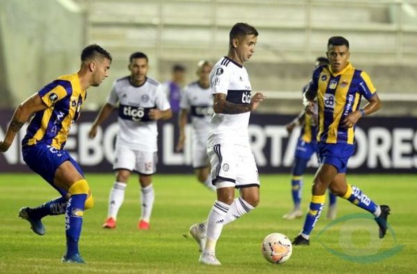 Olimpia consigue un empate en su debut