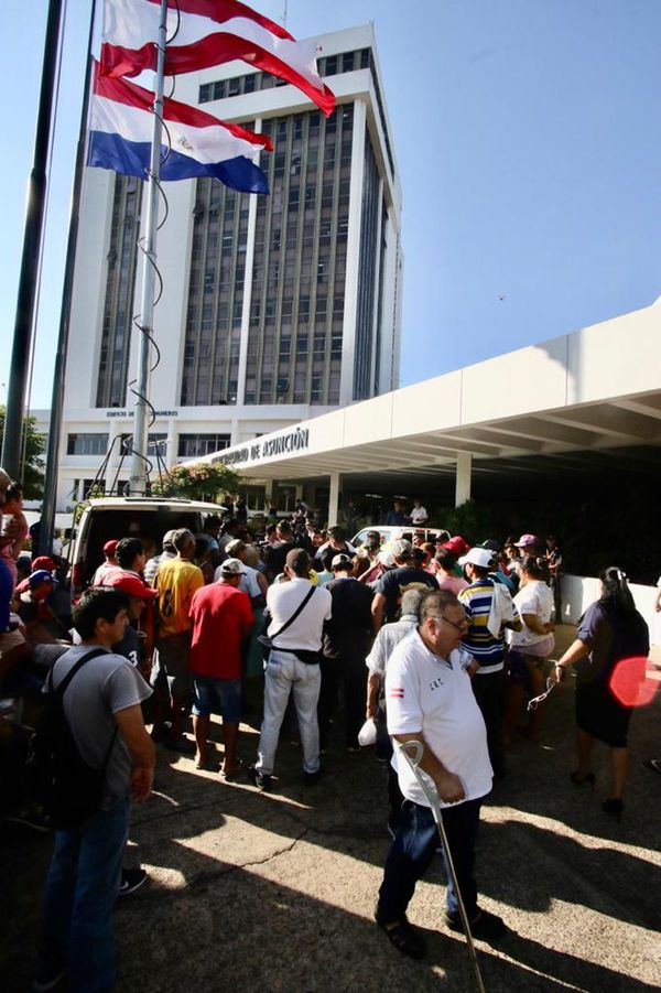 Cuidacoches anunciaron que no dejarán las calles