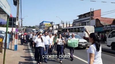 Funcionarios judiciales claman por reajuste salarial en Capiatá