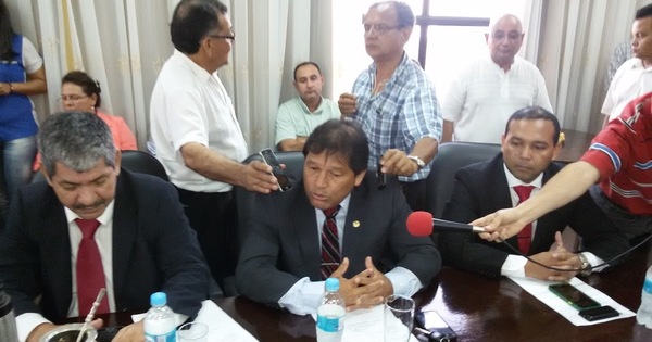 Posesión de Cargos (3): Ignacio Brítez es nuevamente Presidente de la Junta Municipal