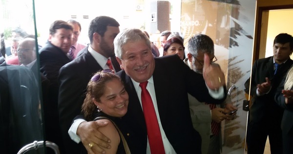 Posesión de Cargos (1): Momentos en que Ferrer llegó al Teatro Municipal