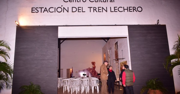 Hoy, “El supremo manuscrito” en la Estación del Tren Lechero