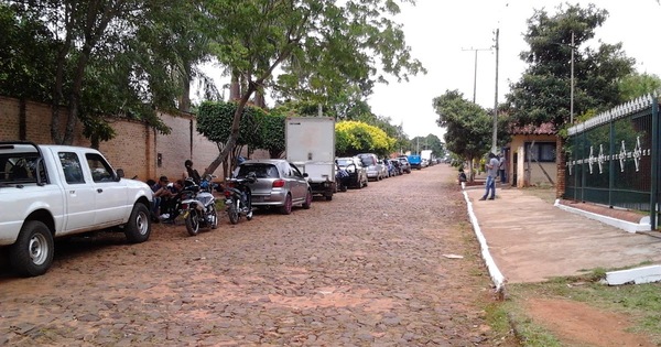 RUA: interminables filas en Reducto