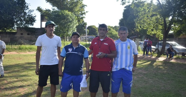 Salinas fue presentado oficialmente como DT de la selección femenina