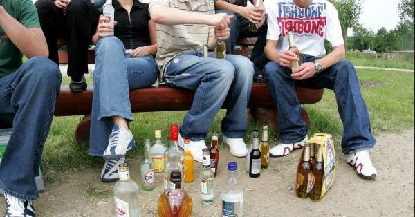 El alcohol, el principal daño en la salud de los jóvenes