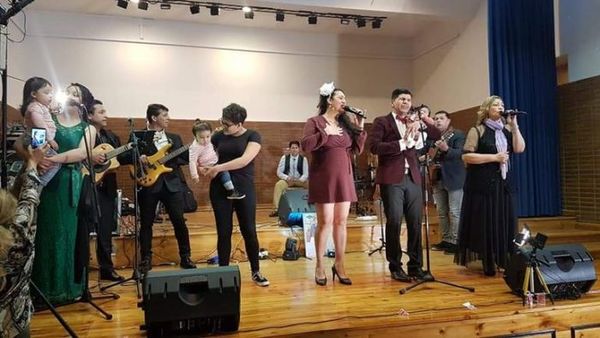 Dúo paraguayo lanza disco en España