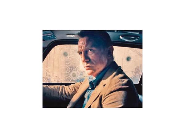 Estreno de James Bond se retrasa por el coronavirus