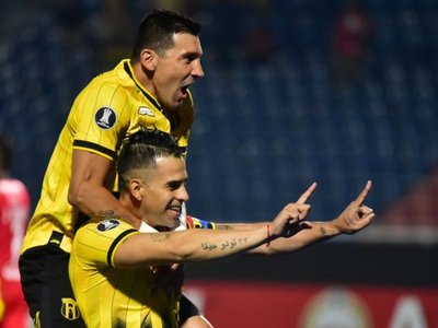 Guaraní sigue en racha