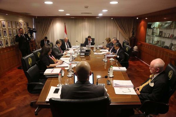 Corte confirmó a la fiscala enjuiciada por caso de abuso sexual