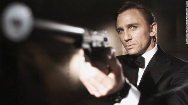 Postergan estreno de la nueva de James Bond por coronavirus