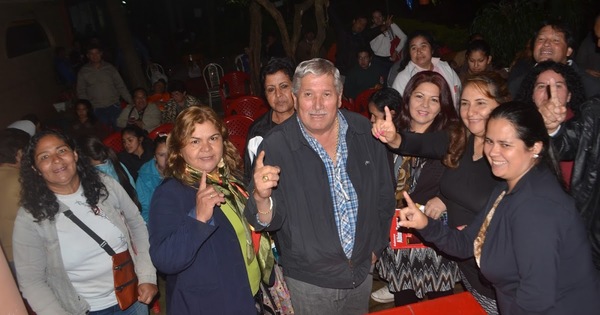 Nueva encuesta posiciona a Ferrer con 19,5% arriba de Benítez