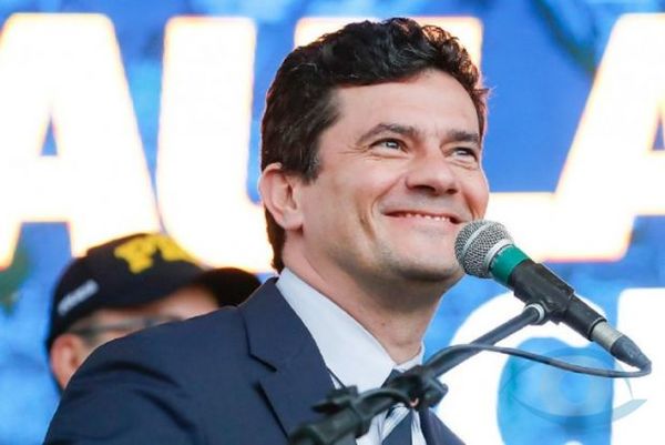 Brasil pretende donar helicópteros a Paraguay para lucha contra el narcotráfico