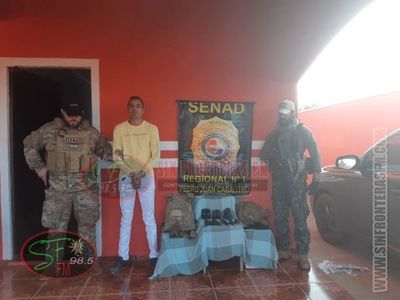 Incautan marihuana prensada, armas, automóviles y detienen a presunto miembro del PCC