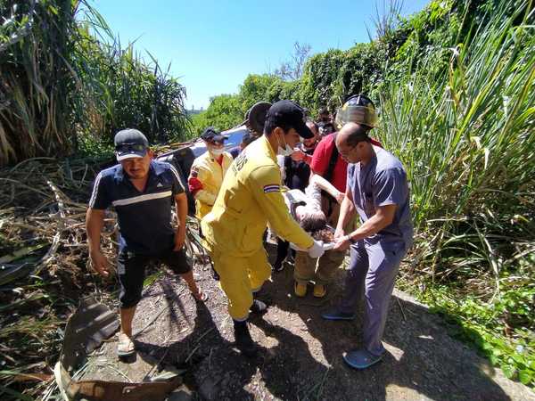 Dos lesionados y cuantiosos daños materiales en distintos accidentes de tránsito en el Alto Paraná