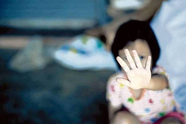 Mujer fue condenada a 22 años de cárcel: propiciaba el abuso sexual de su hija de 6 años, filmaba y enviaba imágenes - ADN Paraguayo