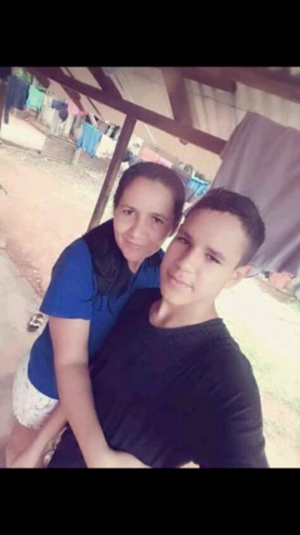 Adolescente salió a vender bollo y ya no regresó.
