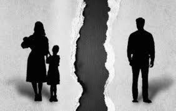 HOY / Sin créditos ni registro para conducir, no podrá vender: penas a padres irresponsables