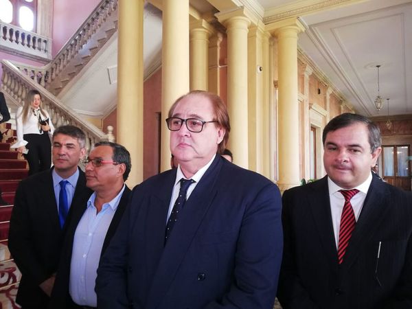 Gobernadores exigen definición sobre unidad