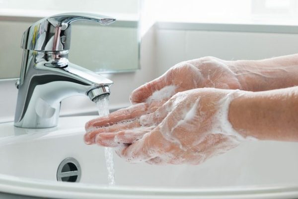 Coronavirus o influenza: uso de alcohol en gel no reemplaza al lavado de manos como prevención - ADN Paraguayo