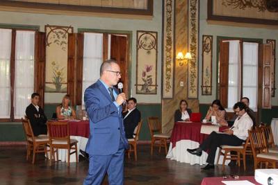 Capacitaron a funcionarios encargados de Unidades de Transparencia y Anticorrupción | .::Agencia IP::.