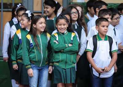 Especialistas de EEUU y Chile colaboran en mesas técnicas para la transformación educativa | .::Agencia IP::.