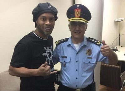 Ronaldinho queda libre por ahora