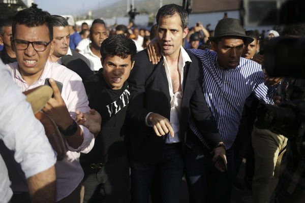Dijo haber sido contratado para simular ataque a Guaidó