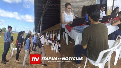 EXITOSA FERIA DE EMPLEO DIRIGIDA A EGRESADOS DEL SNPP