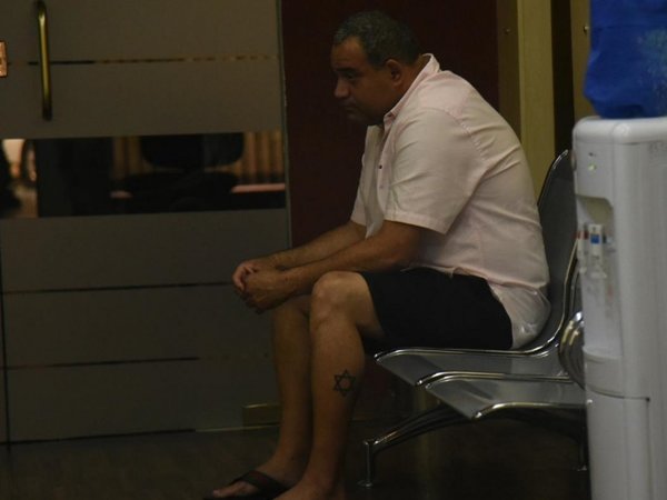 Representante de Ronaldinho presta declaración en la Fiscalía