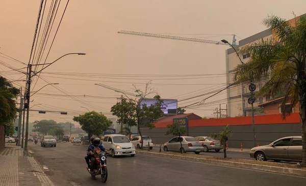 HOY / Humareda cubre por completo Asunción y alrededores