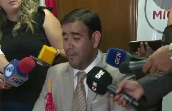 Caso Ronaldinho: Renuncia el Director de Migraciones - SNT