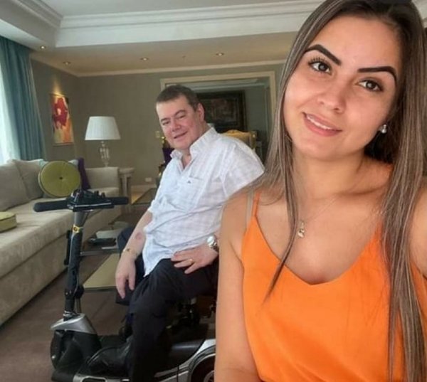 Padre de Rodolfo Friedmann denunció a su joven esposa por apropiación