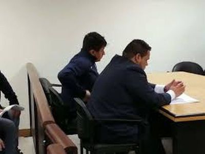 Suspenden juicio a líder de los Rotela