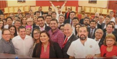 Cartes sobre la unidad: “No se apuren por las fotos, esto es histórico”