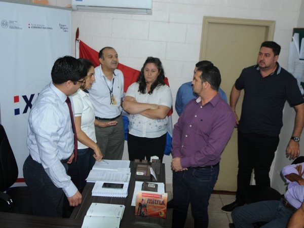 Minga Porã se moviliza y recupera a los médicos para el hospital local