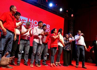 Intendentes colorados piden consenso