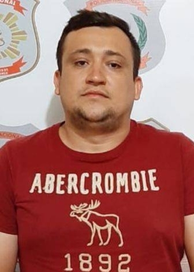 HOY / Fingieron ser policías y entraron a robar a una casa