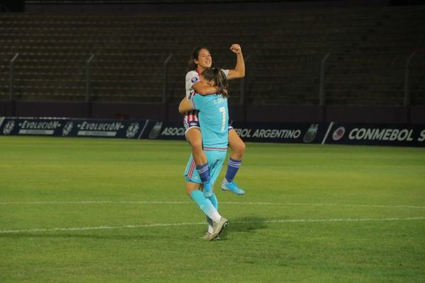 Las chicas triunfan en su primer desafío del Sudamericano - Fútbol - ABC Color