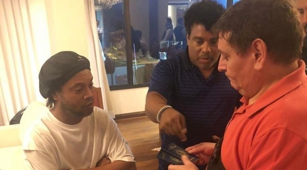 Destrozan a la Fiscalía tras liberar a Ronaldinho: "No fue algo insignificante" - Digital Misiones