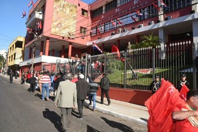 Colorados piden convención para tratar de desdoblar internas - Nacionales - ABC Color