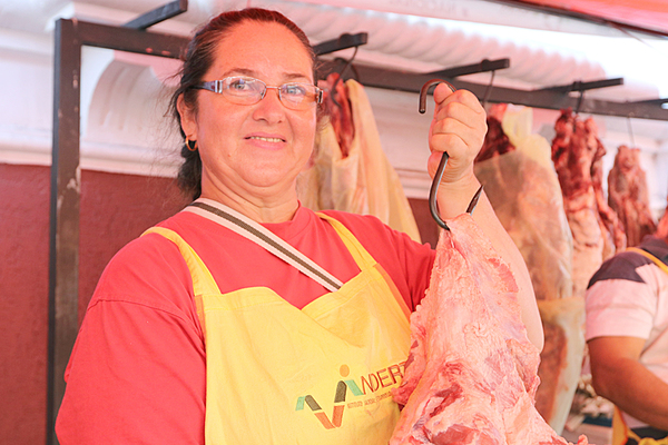 Con cría de animales y cultivo de diversos rubros, mujeres emprenden autonomía económica | .::Agencia IP::.